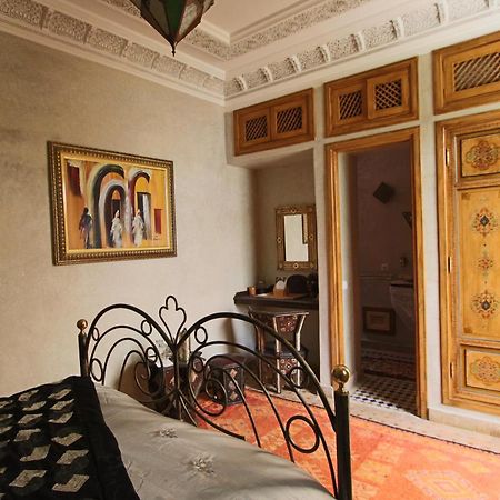 Riad Makene Mouchkill Marrakesh Bagian luar foto