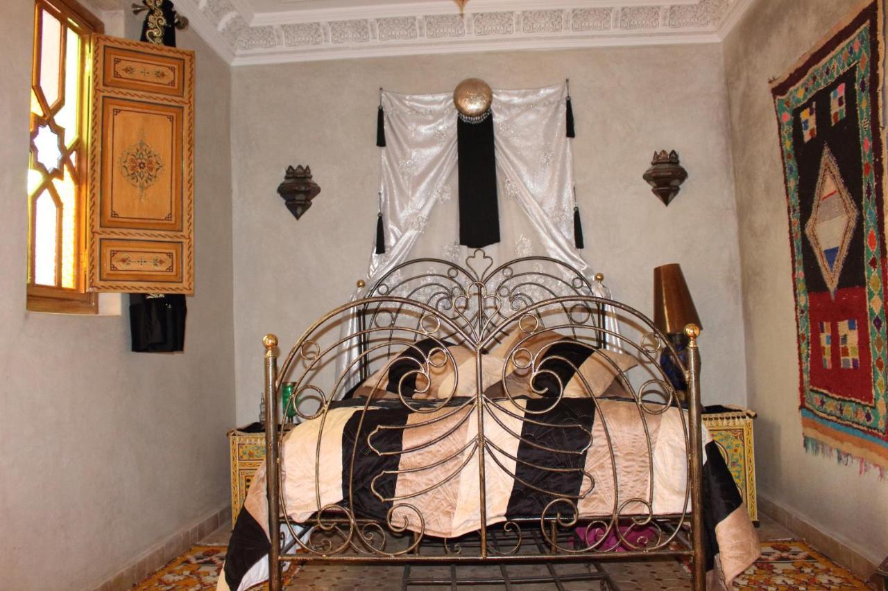 Riad Makene Mouchkill Marrakesh Bagian luar foto