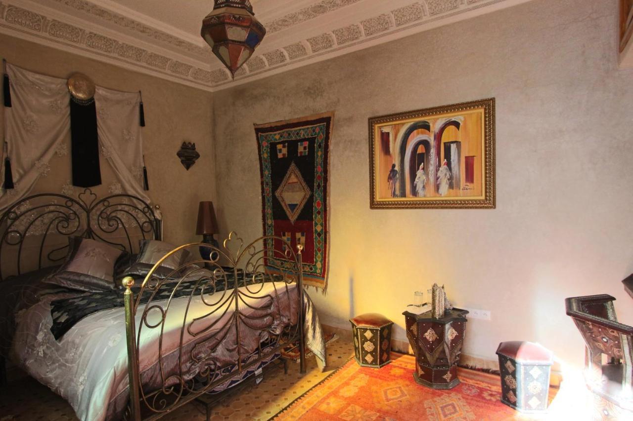 Riad Makene Mouchkill Marrakesh Bagian luar foto