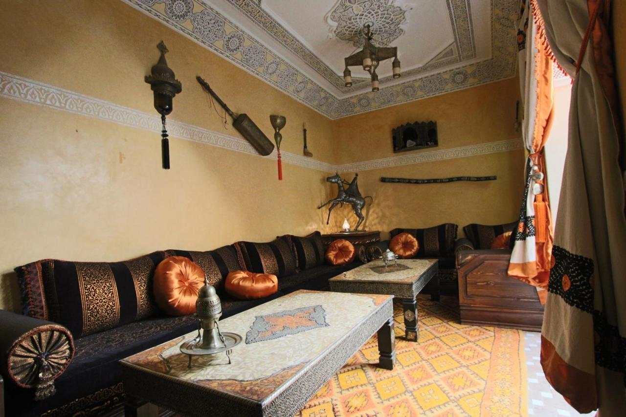 Riad Makene Mouchkill Marrakesh Bagian luar foto